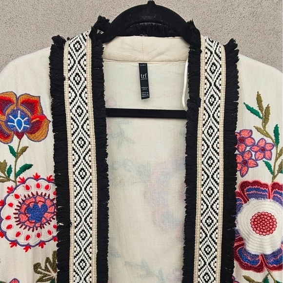 🔥 ZARA Stunning Floral Boho Embroidered Kimono Jacket Cotton Size S-M Blogger 💜 - Picture 7 of 9